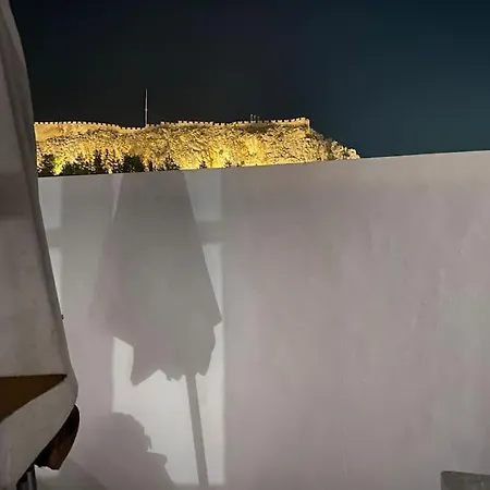 Savah's Arthaus Studio In Lindos *